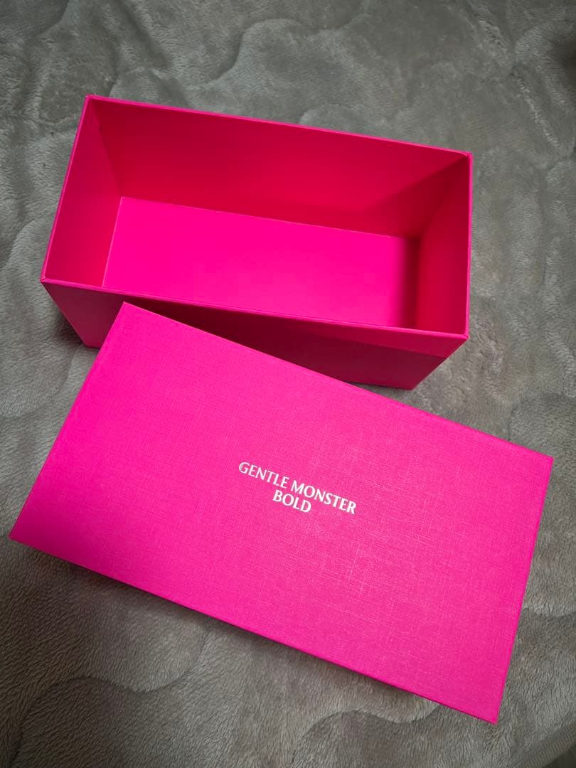 【美品】GENTLE MONSTER BOLD ブラックサングラス