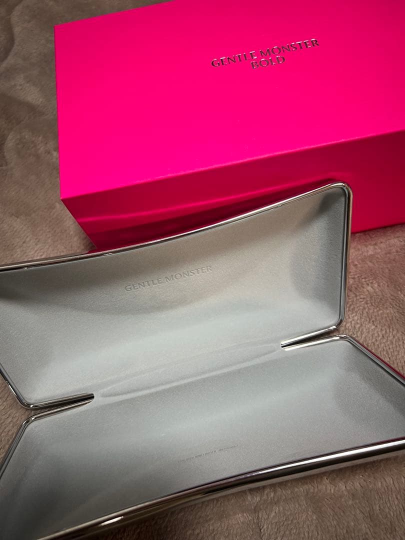 【美品】GENTLE MONSTER BOLD ブラックサングラス