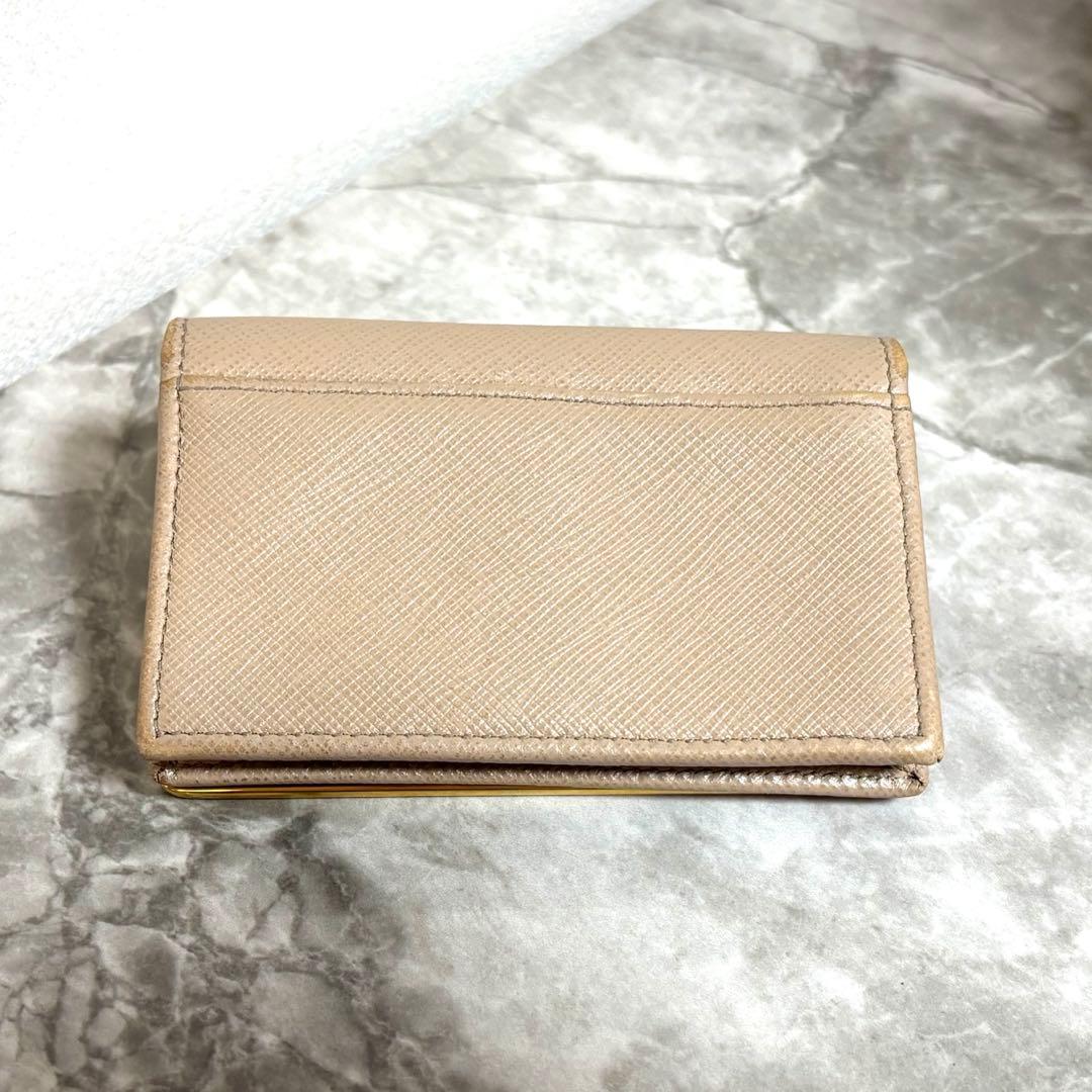 【お値引き】美品 PRADA 名刺入れ ベージュ レザー