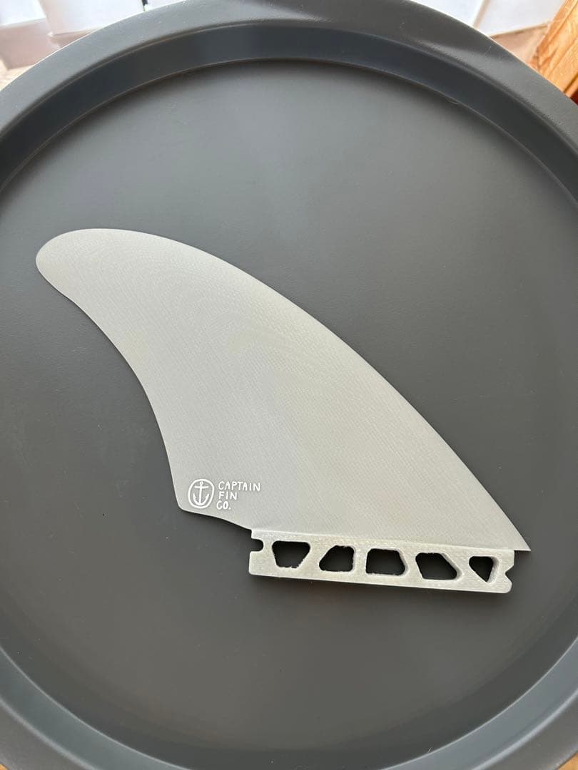 Captain Fin Jeff McCallum Keel マッカラム　グレー