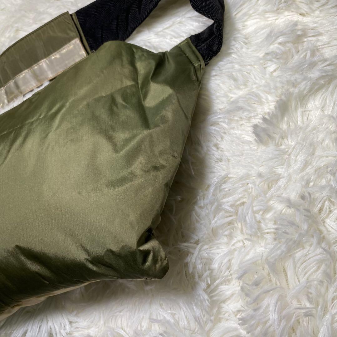 希少✨PRADA ギャランティーカード付き　ウエストポーチ　ボディーバッグ