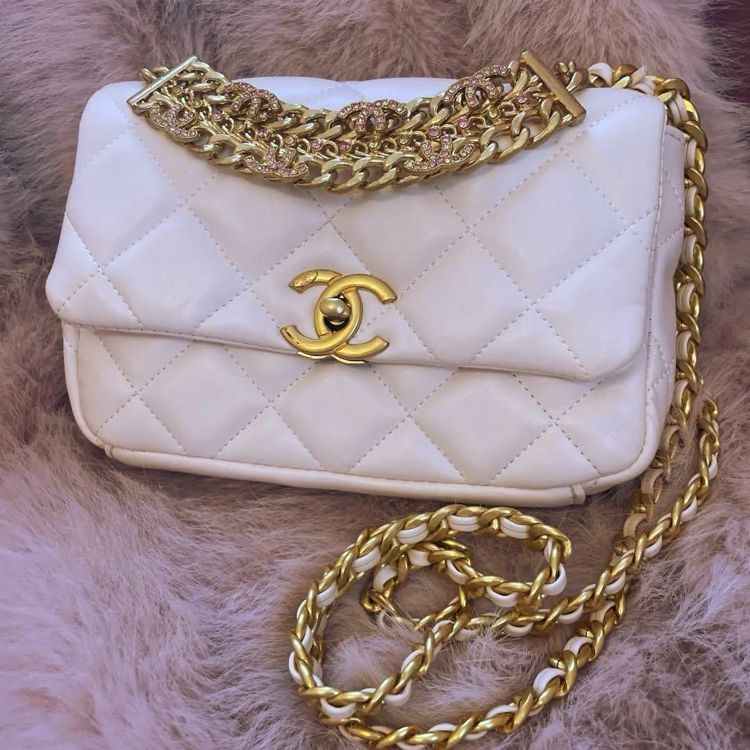 CHANEL ノベルティ　ホワイトキルティングバック　ショルダー　非売品