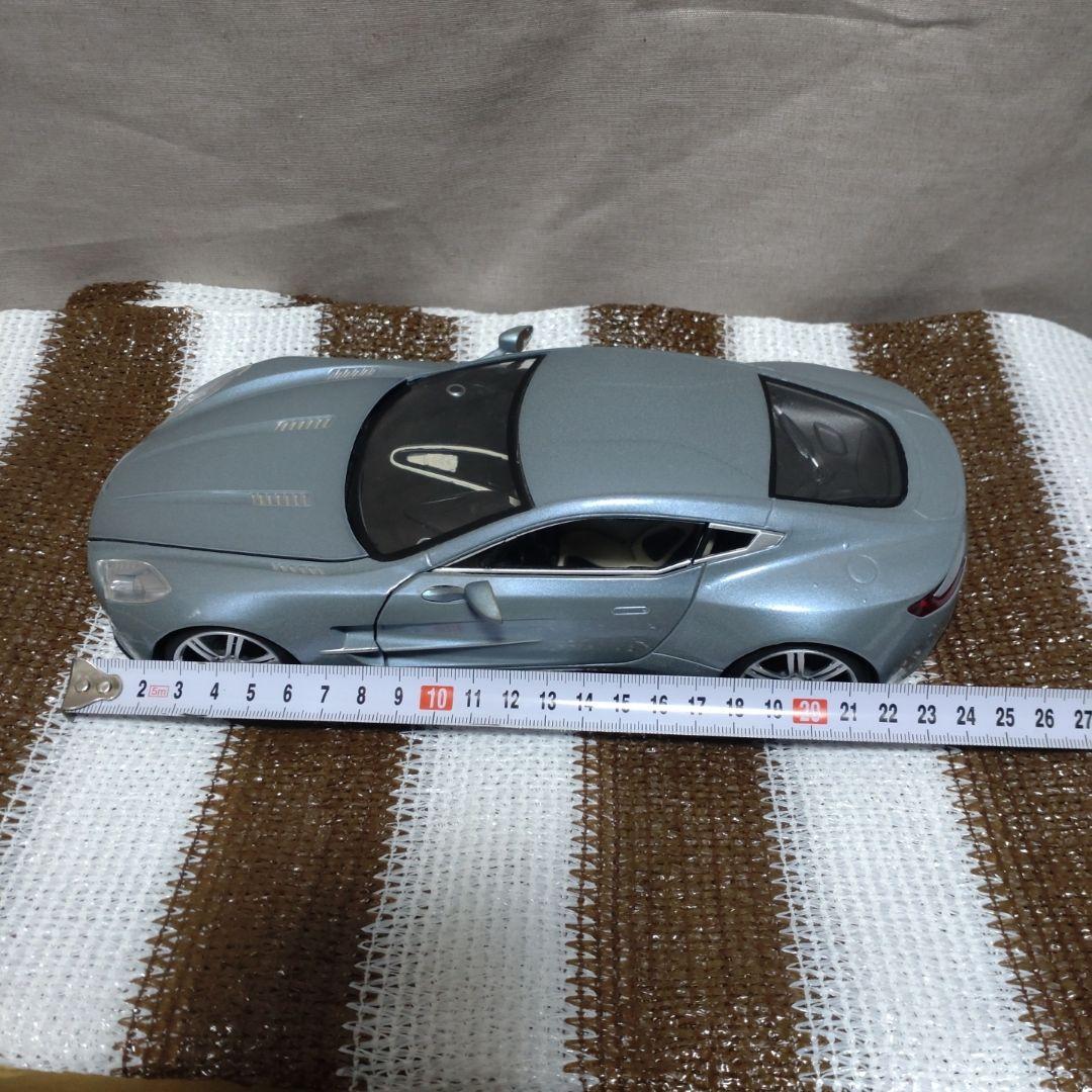 モンドモータース 1/18 アストンマーチン　　　One-77　ミニカー
