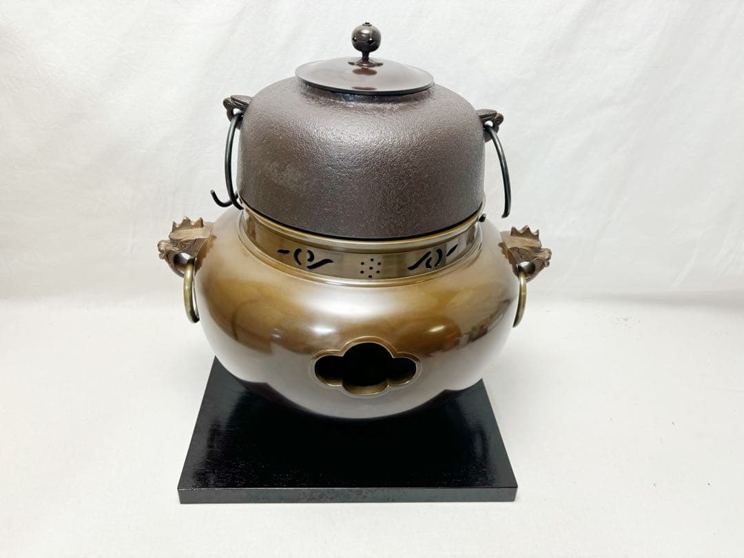 ほぼ未使用 茶道具 人間国宝 高橋敬典 平丸釜添唐銅鬼面風炉 鋳師金森浄栄 敷板