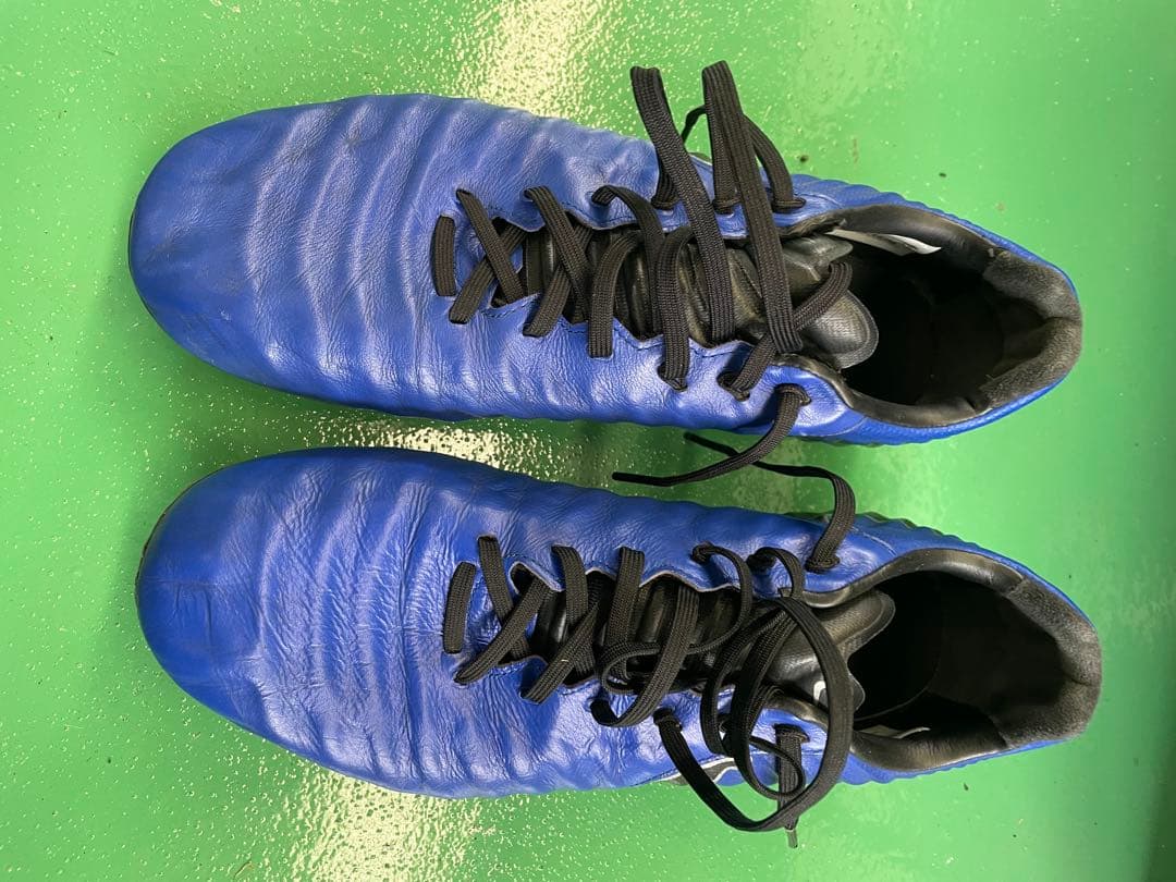 Nike ナイキ　ティエンポFG