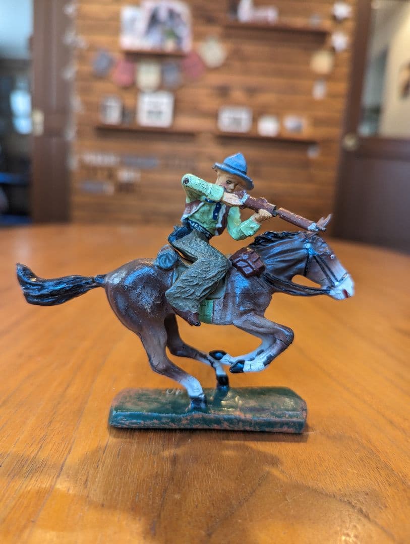 ドイツ　1940-50年代　ビンテージ　カウボーイ フィギュア