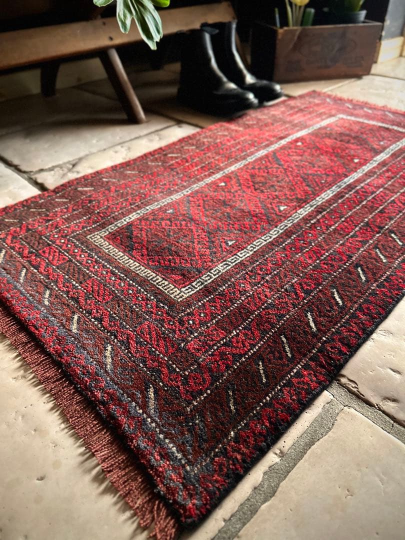 トライバルラグ　ヴィンテージラグ　アフガン　バルーチ族　プリミティブアート　美品