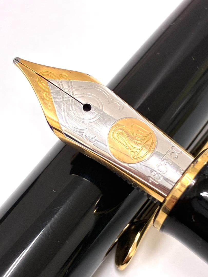 26S1-039 PELICAN ペリカン 万年筆 スーベレーン Ｍ800 箱付