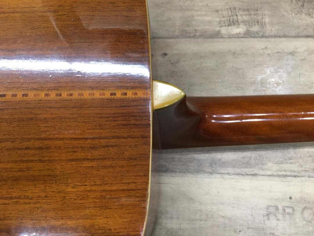 アコースティックギター ドレッドノート ジャガード、ケース付き