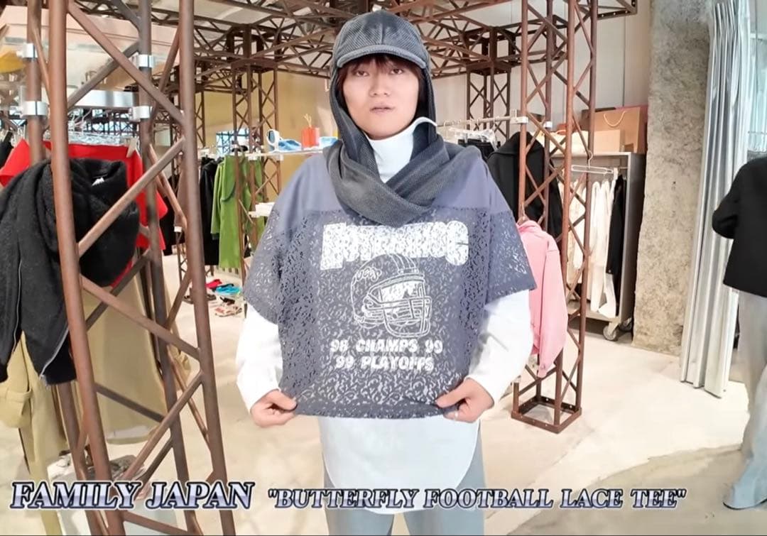 トップス FAMILYJAPAN BUTTERFLY FOOTBALL LACE T EE