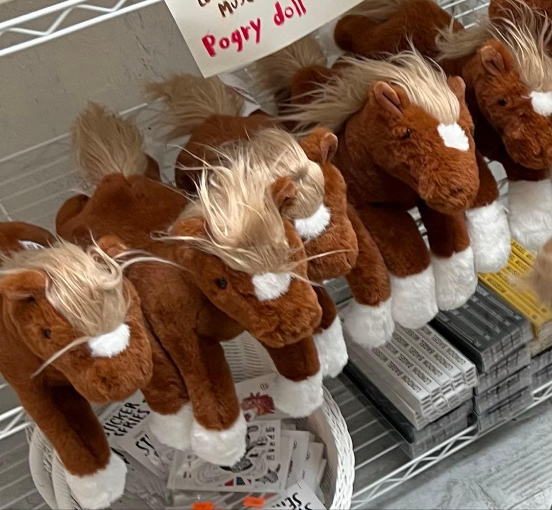 韓国限定 ロンドンベーグルミュージアム　ポニー　ぬいぐるみ 馬