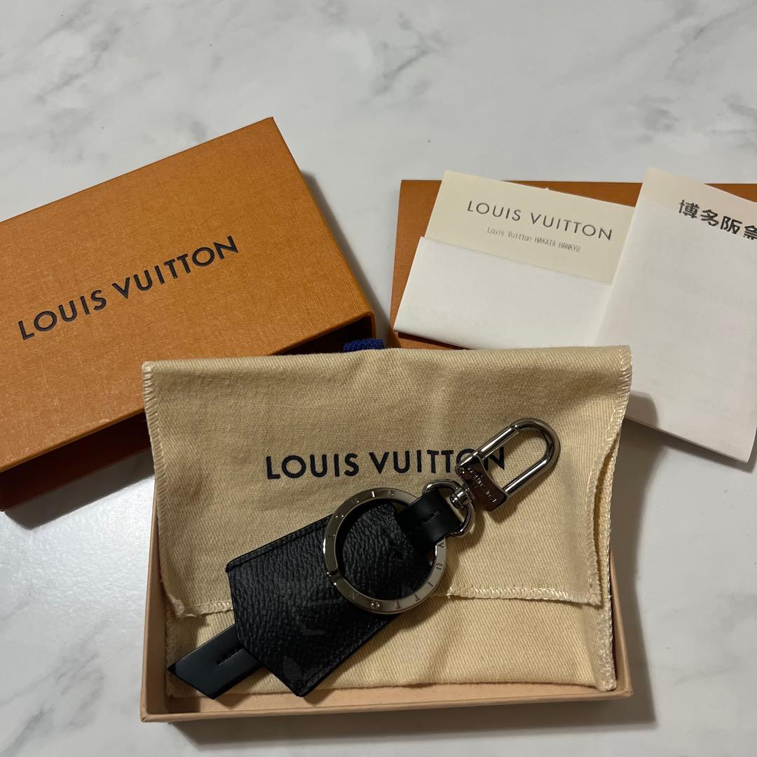 早い者勝ち！LOUIS VUITTON ブラックレザー キーホルダー