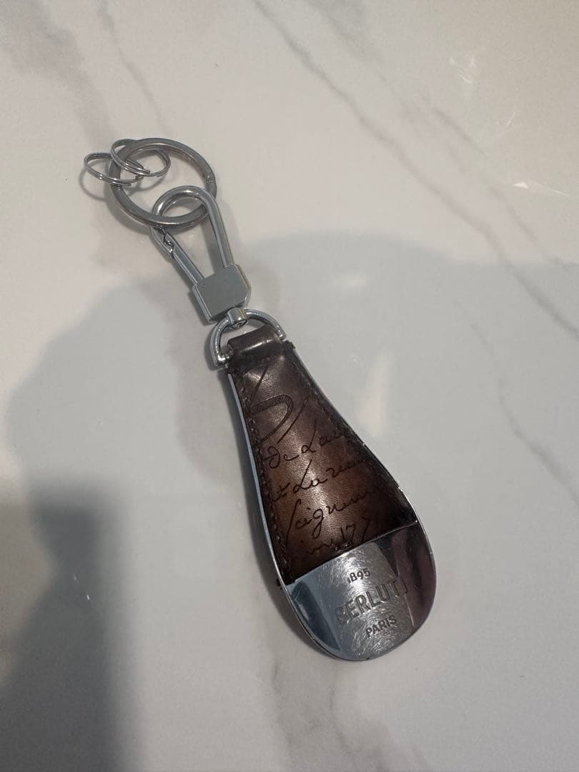 ベルルッティ キーリング 靴べら