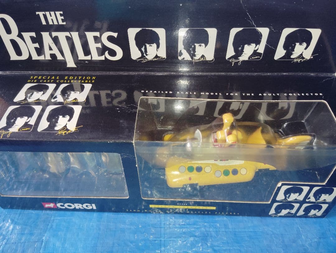 Corgi ビートルズ イエローサブマリン 特別版