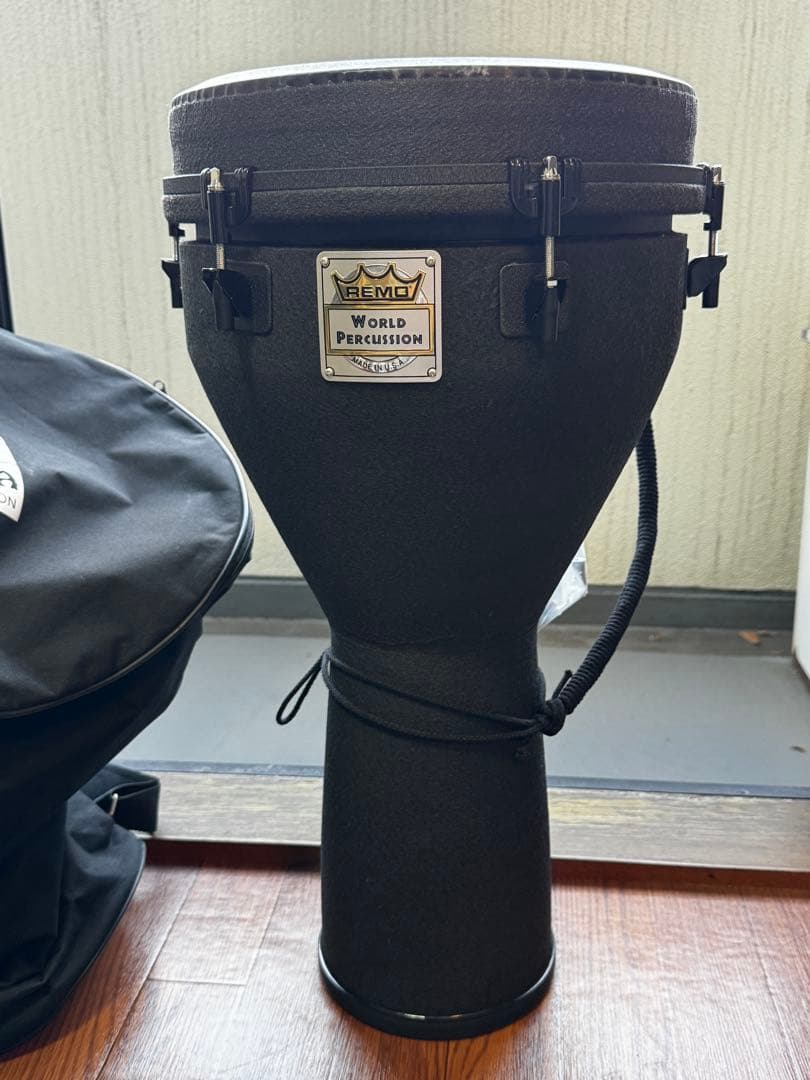 【REMO】ジャンベ 12インチ / USA製 / 美品