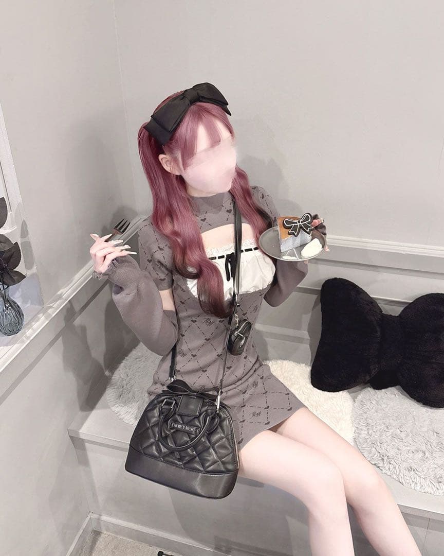 ミシェルマカロン HONEY MEW アームカバー付きMWモノグラムワンピース