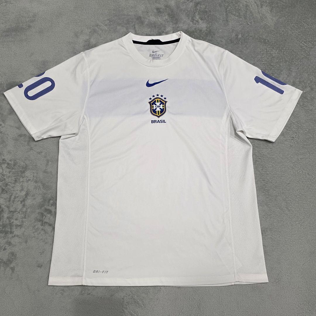 ブラジル代表　2010　トレーニングシャツ　XL　NIKE　ナイキ　白　Tシャツ