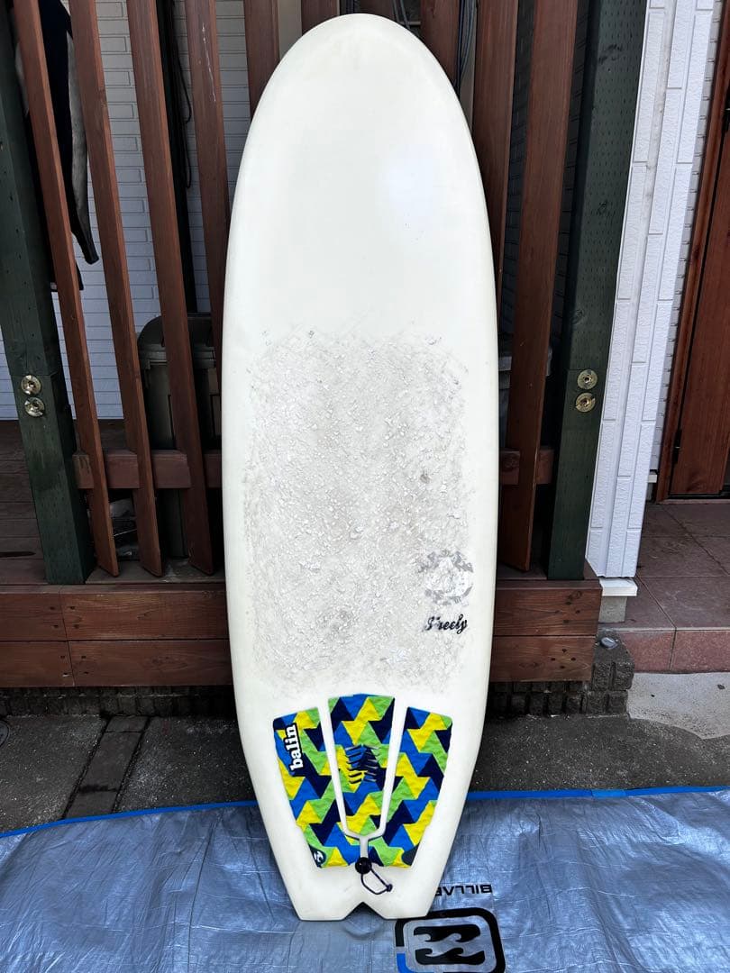 Three Weather FREELY ファンボード 5’9 5フィン 40L