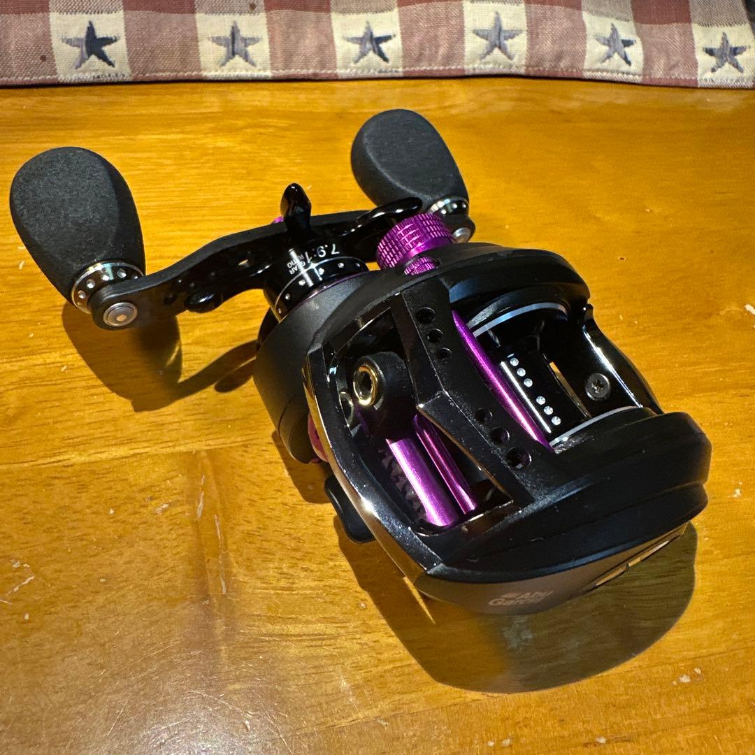 アブ　REVO MGX 右巻