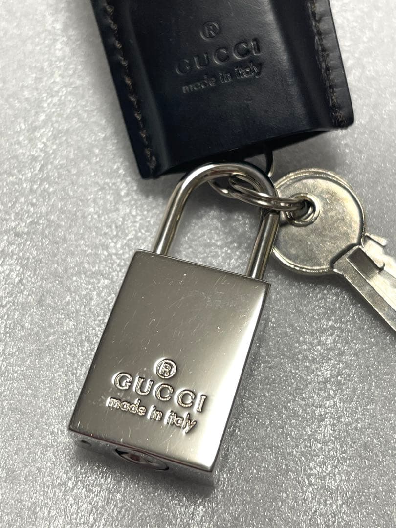 最終GUCCI グッチ パドロック 南京錠 鍵 クロシェット付き シルバーカラー