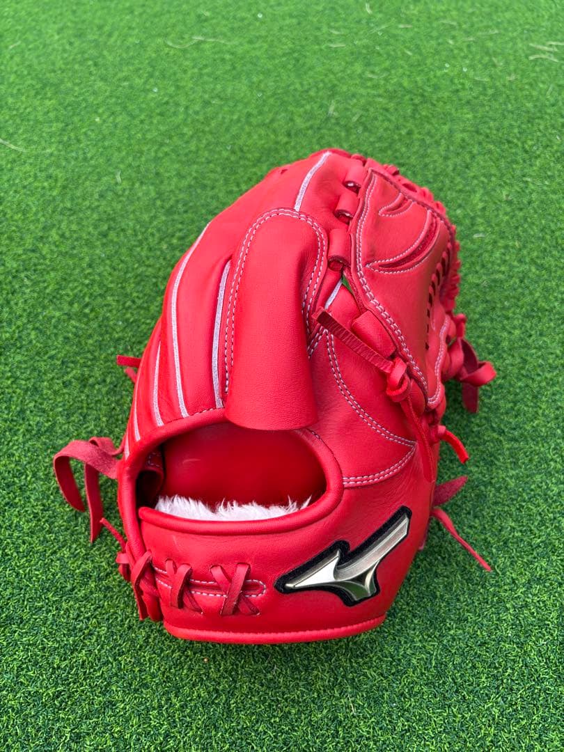 【未使用美品】Mizuno 軟式グローブ グローバルエリート　ピッチャー用