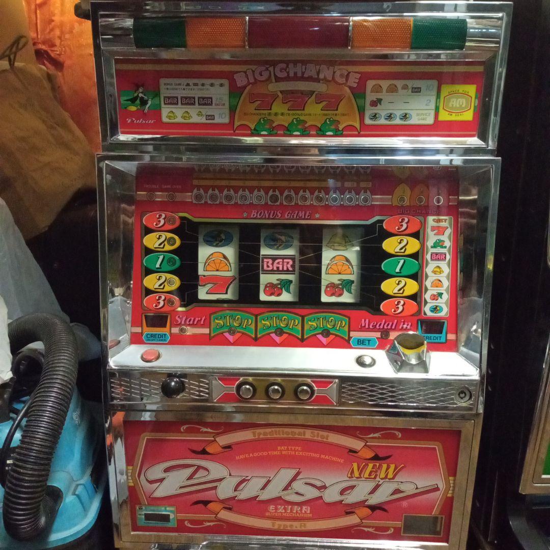 スロット　ニューパルサー　赤