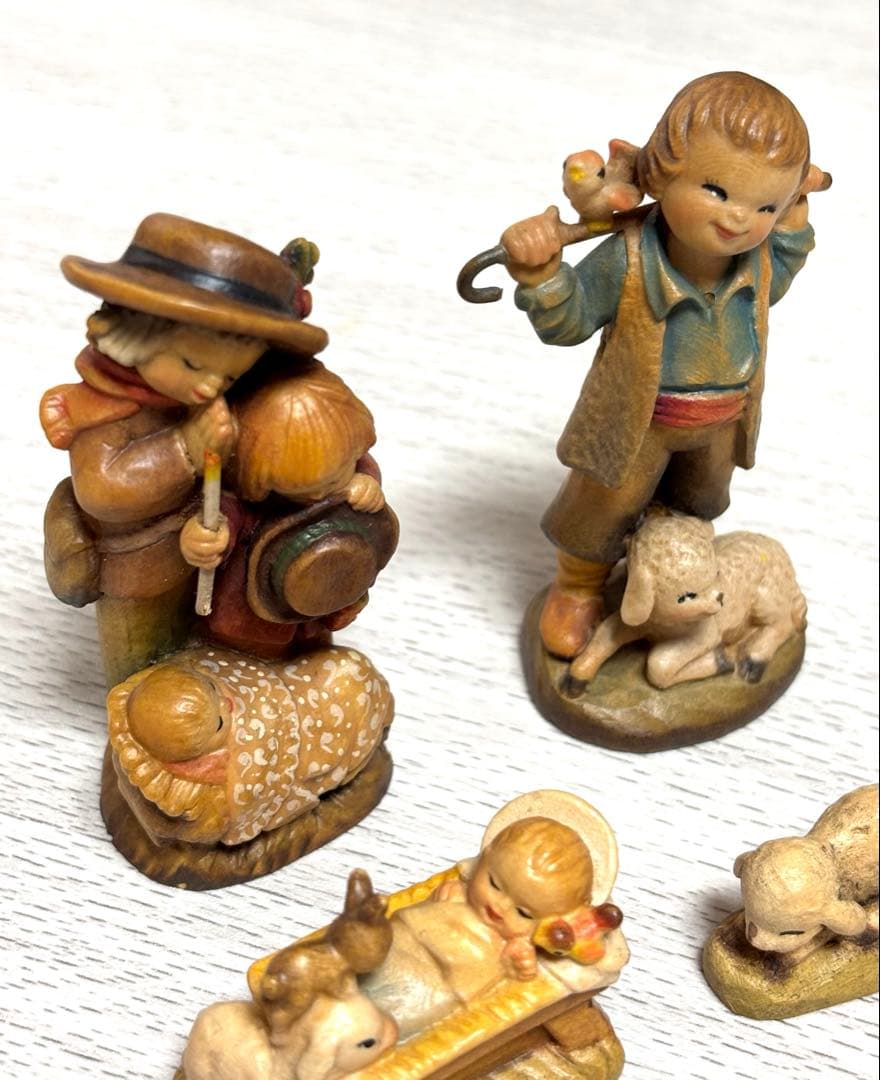 アンリ　人形　木製　クリスマス　置物