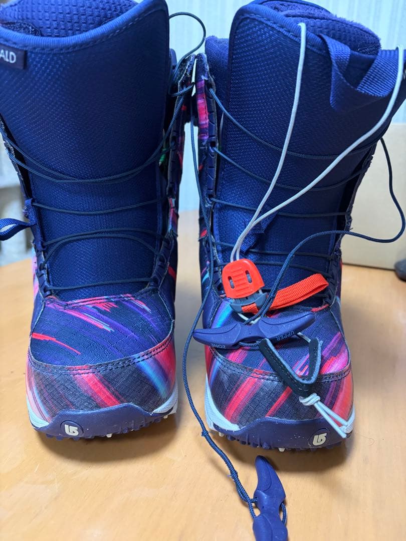 スノーボード Burton EMERALD