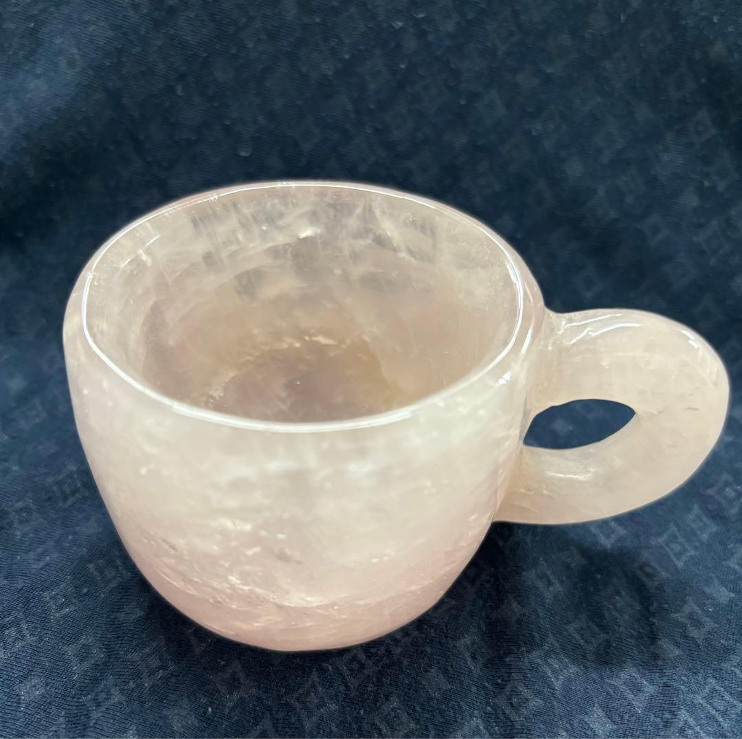 天然ローズクォーツカップ（手彫り）