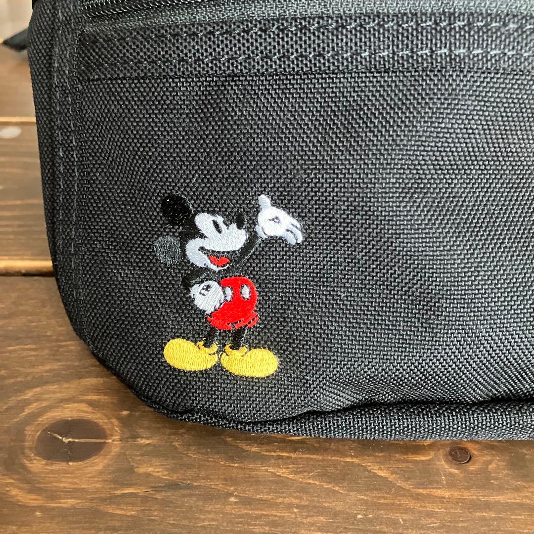 マンハッタン　ポーテージ　ディズニーストア限定　90周年記念ウェストポーチ