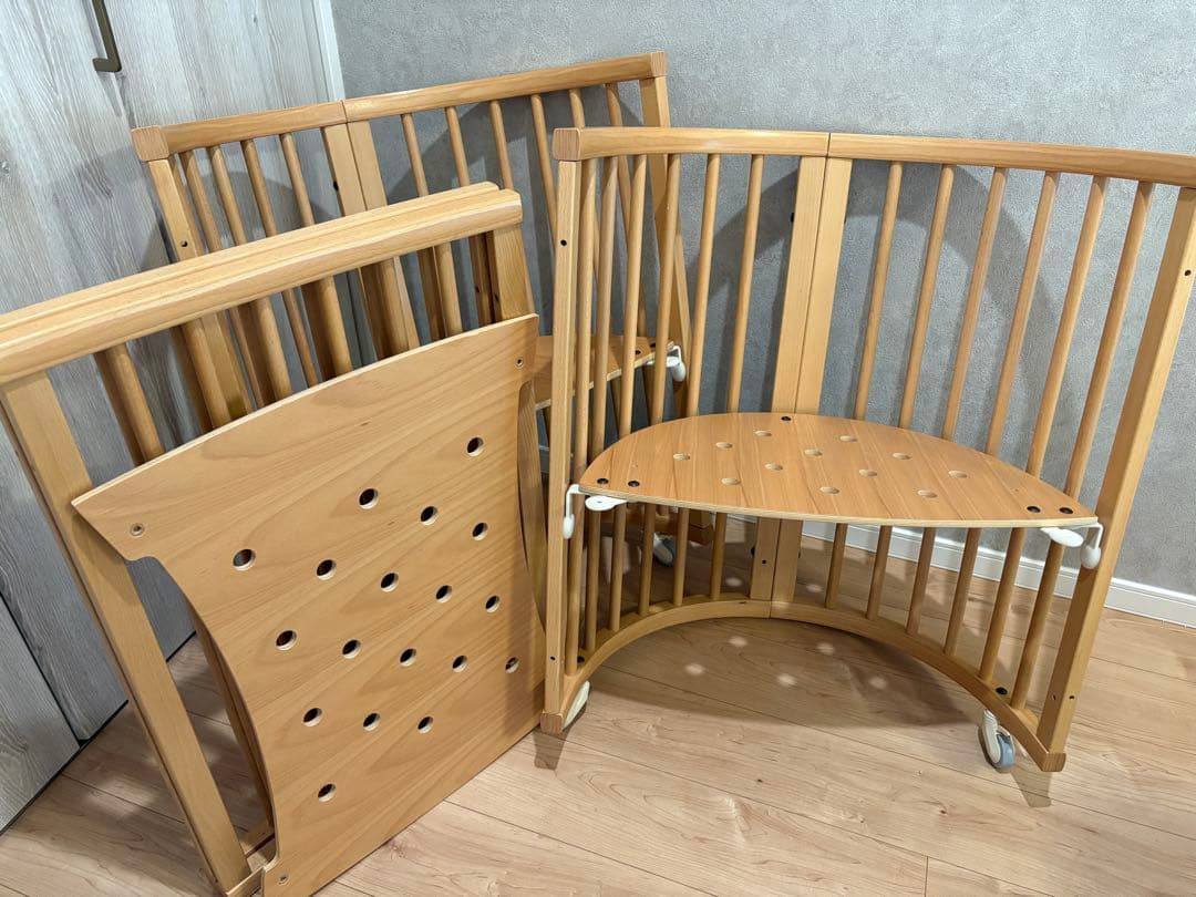 パトリック　STOKKE ストッケ　スリーピー　楕円形ベビーベッド