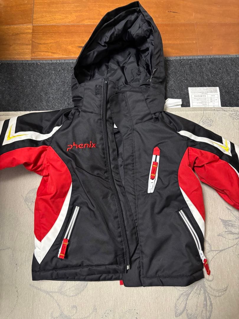 子供用スキーウェア（phnix）