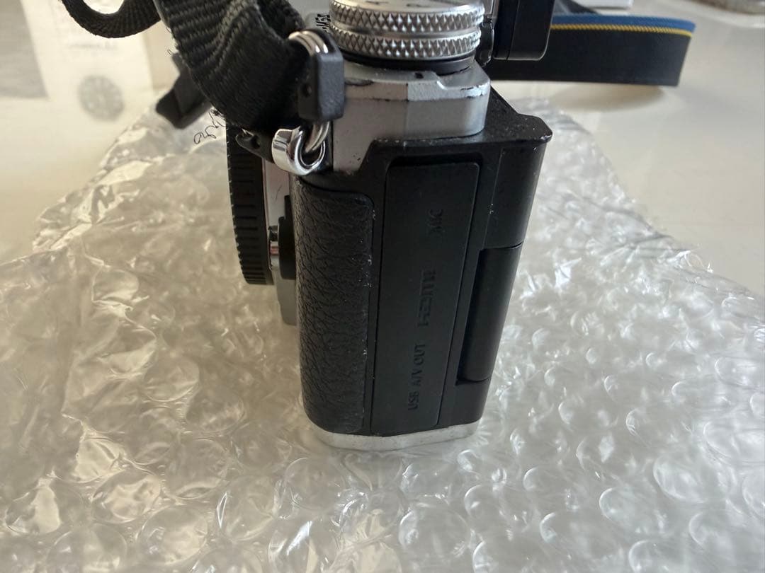 OLYMPUS OM-D E-M5 Mark ⅱ シルバー（動作未確認ジャンク）