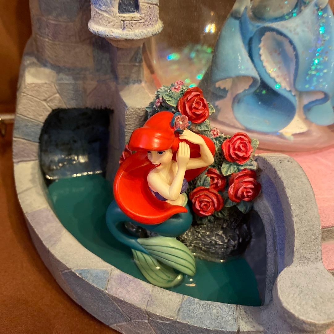 ディズニープリンセス　スノードーム　ビックサイズ　31センチ