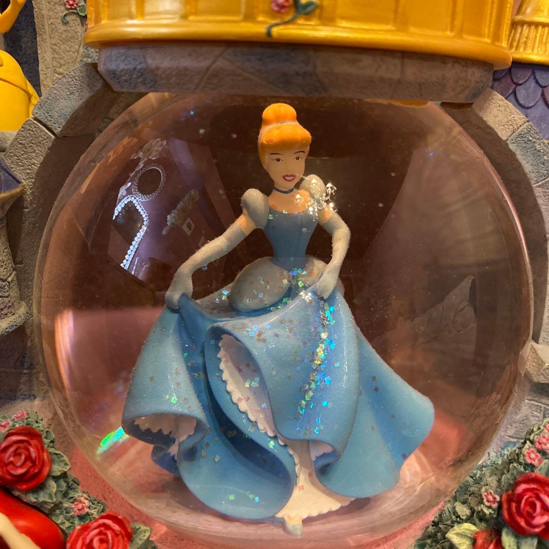 ディズニープリンセス　スノードーム　ビックサイズ　31センチ
