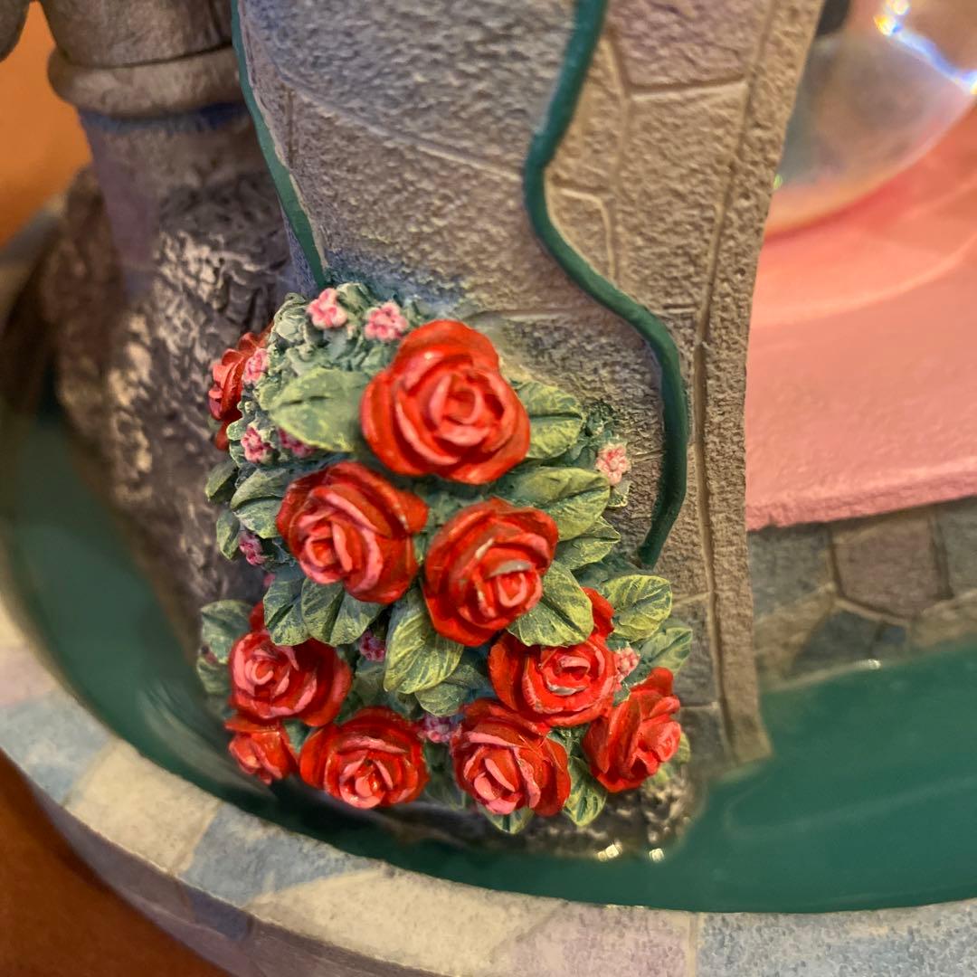 ディズニープリンセス　スノードーム　ビックサイズ　31センチ