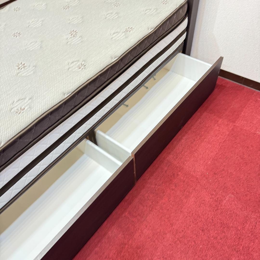 地域限定送料無料　『美品』シングルサイズベッド/マットレス　引き出し/電源有り