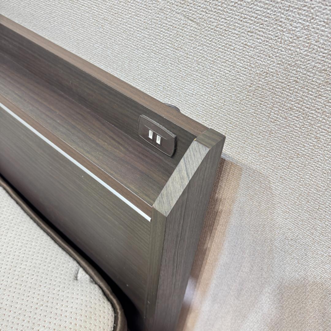 地域限定送料無料　『美品』シングルサイズベッド/マットレス　引き出し/電源有り