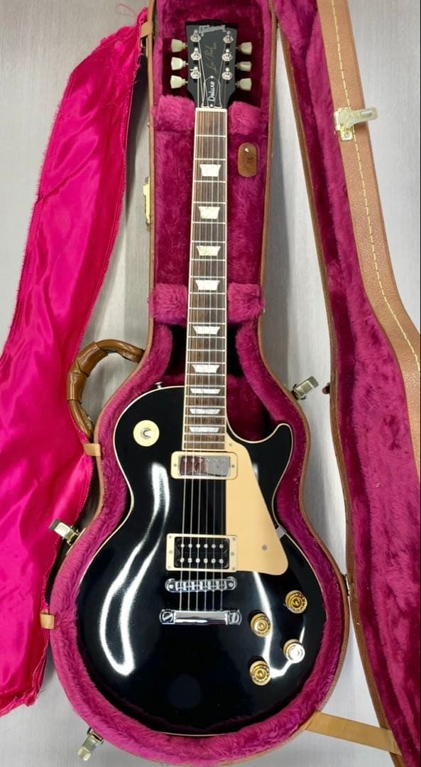ぽよGibsonLesPaul Deluxe LimitedEdition