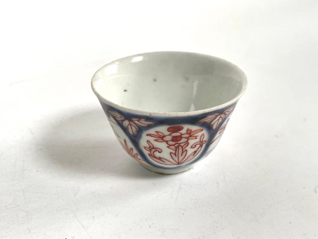 骨董　アンティーク　古伊万里　輸出伊万里　色絵　猪口　盃　酒器　カップ　輸出手