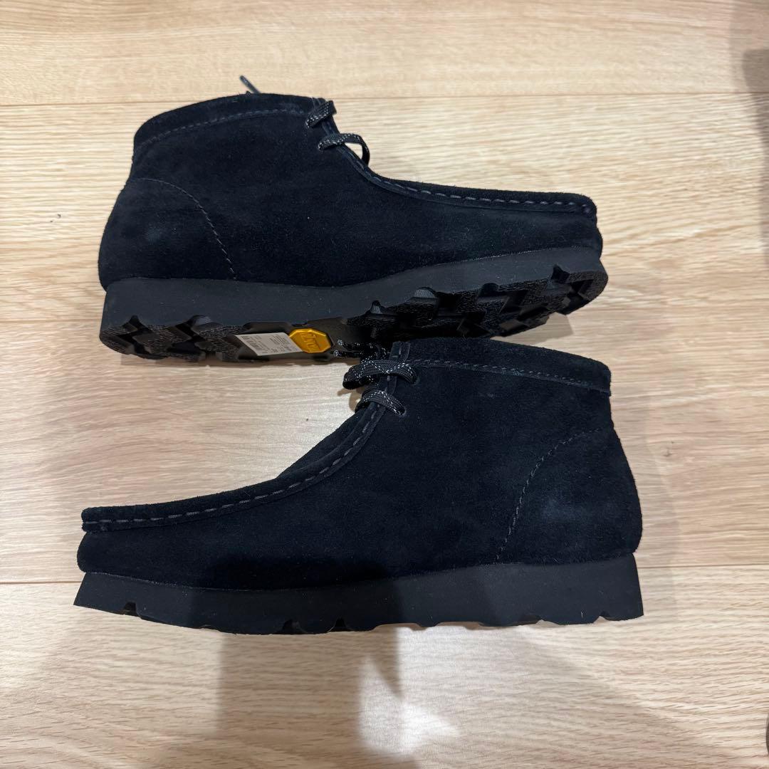 クラークス／ワラビーブーツ ゴアテックス/ブラッ ク/替え紐付き/UK6