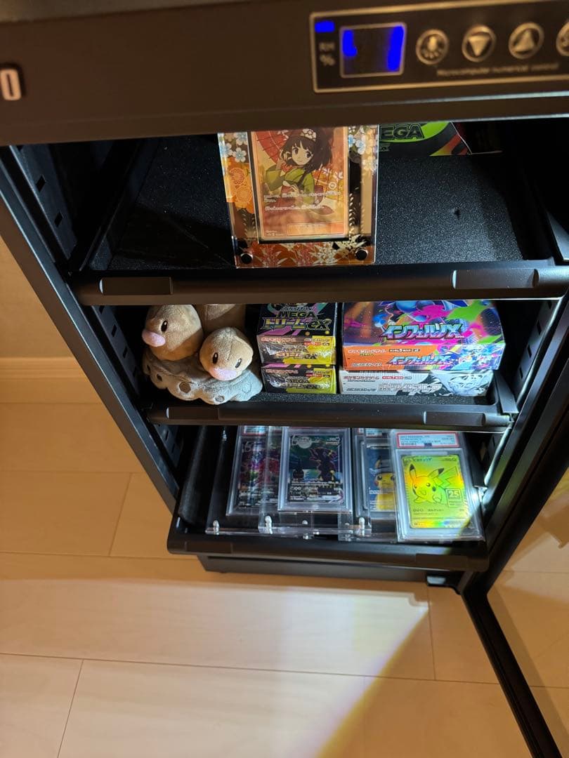 【極美品】PSA10 ゴールデンピカチュウ ポケモンカード25th早い者勝ち‼️