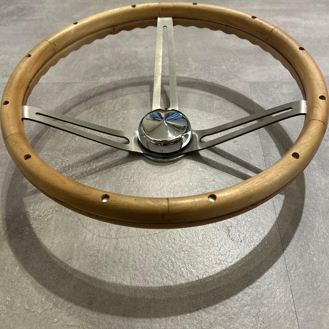 ムーンアイズ　ウッドステアリング