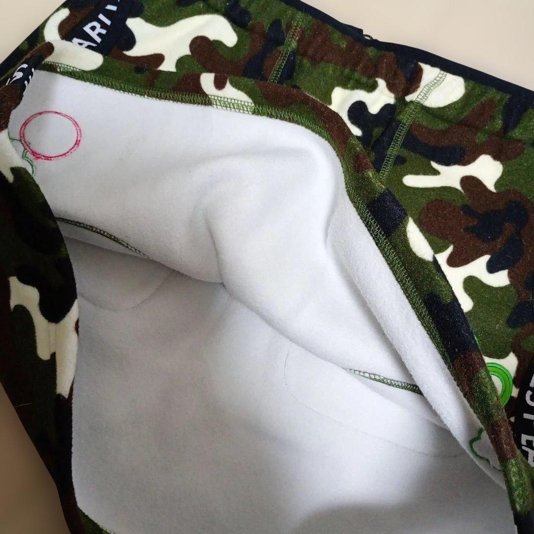 迷彩柄スカート 複数ワッペン付き