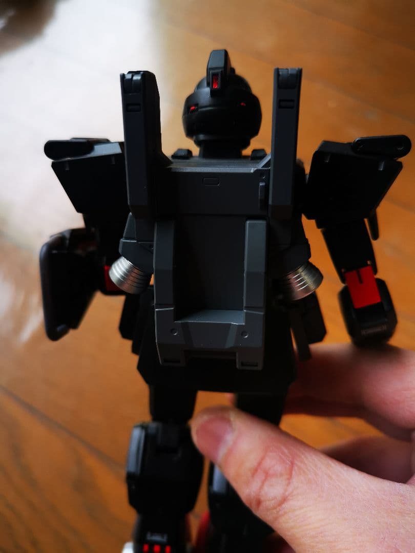 ガンダムEz-8 塗装済完成品メタルパーツ組込み