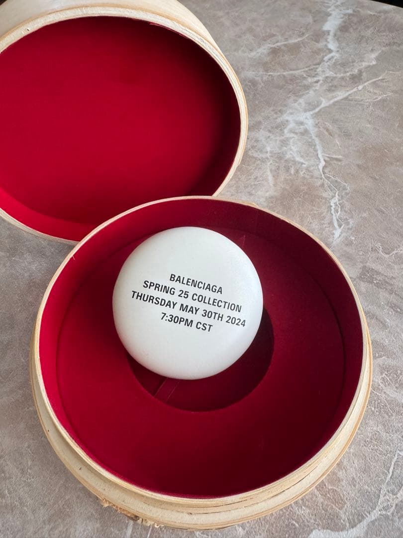 BALENCIAGA 上海コレクション 小籠包陶器