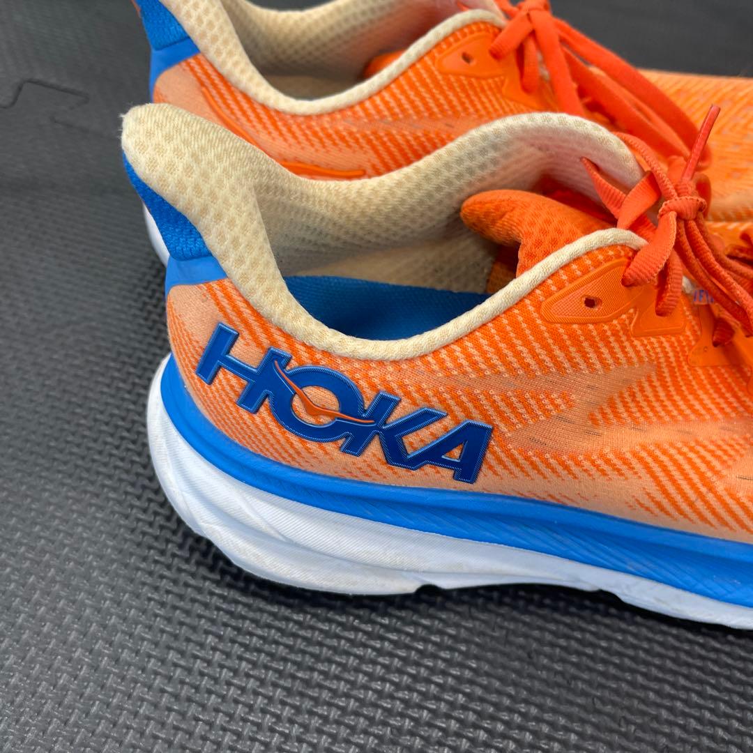 HOKA ONE ONE（ホカ オネオネ）CLIFTON 9 サイズ26.5