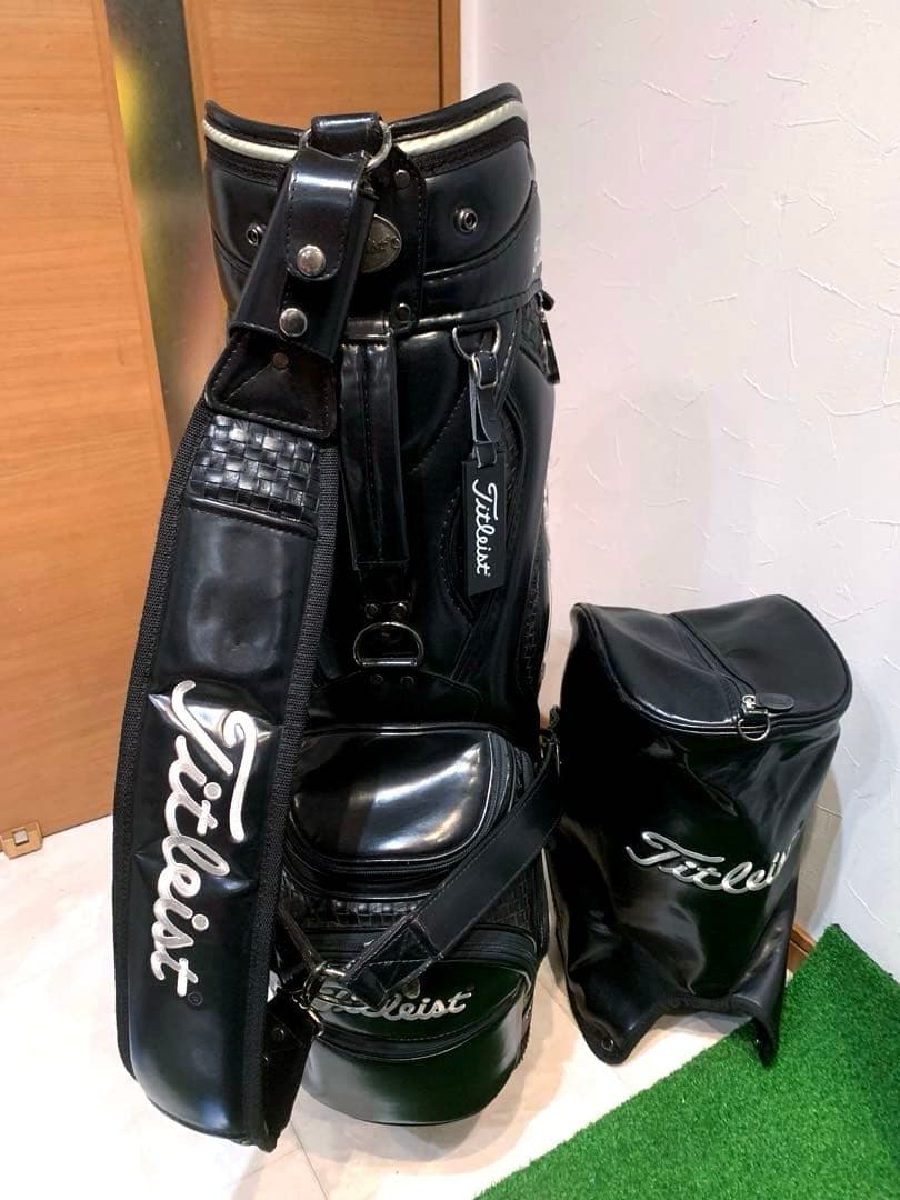 希少　完売　タイトリスト　キャディバッグ　3点式　ブラック