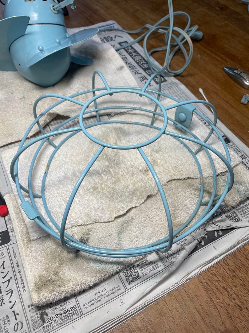 Toshibaレトロ扇風機　陽に向かう燕・向日葵のイメージデザインecoで涼しく