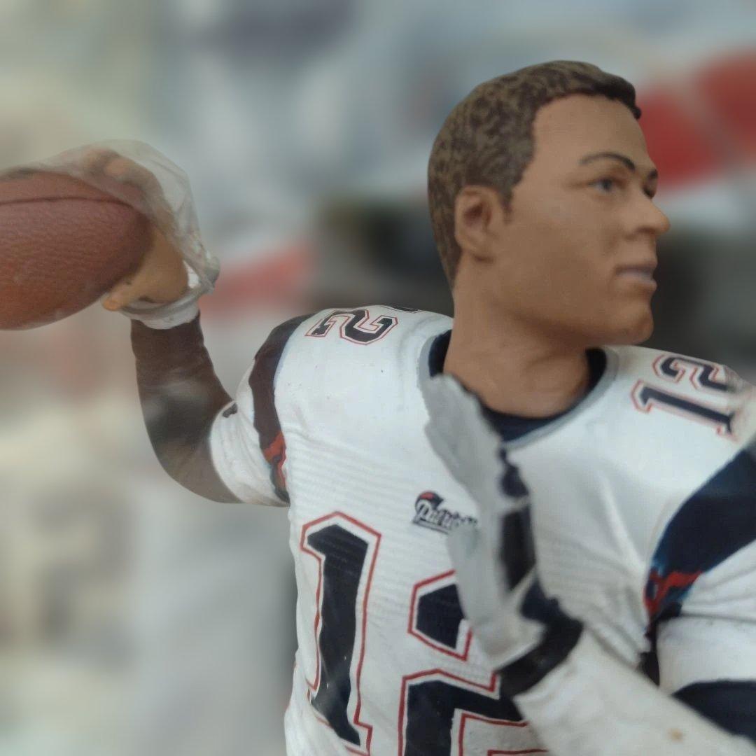 (No Helmet)マクファーレンNFL トム・ブレイディ 未開封品